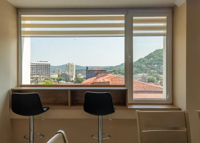 Grand * Γκάμπροβο